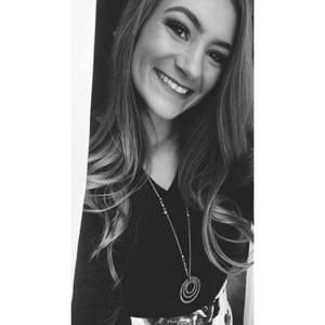 Meet your Posher, Michaela